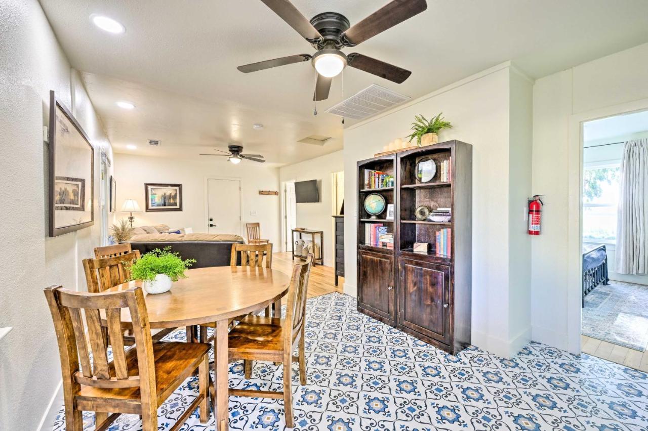Peaceful Ranch Home With Sierra Nevada Views Woodlake エクステリア 写真