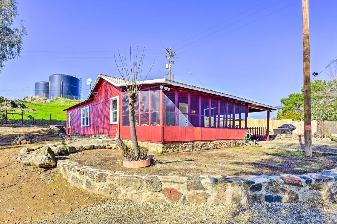 Peaceful Ranch Home With Sierra Nevada Views Woodlake エクステリア 写真